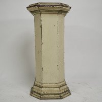 A Gothic Revival Polychrome Painted Octagonal Pedestal with a Graduated Molded Edge to the Top - Thumbnail 3