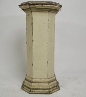 A Gothic Revival Polychrome Painted Octagonal Pedestal with a Graduated Molded Edge to the Top - Thumbnail 4