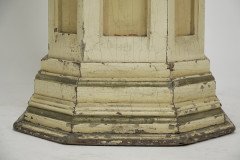 A Gothic Revival Polychrome Painted Octagonal Pedestal with a Graduated Molded Edge to the Top - Thumbnail 7