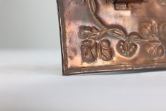Arts & Crafts Copper Hanging Photograph Frame with Leaf & Berry Decoration - Thumbnail 18