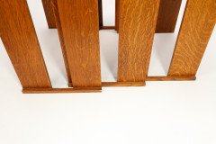 Frank Brangwyn (style of). A nest of three light oak modernist side tables of planked construction - Thumbnail 16