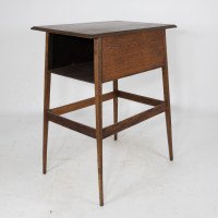 A Simple Arts & Crafts Oak Oblong Side or Bedside Table with a Moulded Edge to the Top - Thumbnail 4