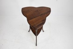 A Pair of Art Nouveau Beech Stained Side Tables with Clover Leaf Style Tops - Thumbnail 8