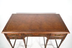 E. W. Godwin for Collinson & Lock. An Exceptional Quality Walnut Desk - Thumbnail 4