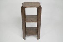 Heals of London, attributed. A Late Arts & Crafts Oak Three-tier Book Table or Wotnot - Thumbnail 2