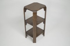 Heals of London, attributed. A Late Arts & Crafts Oak Three-tier Book Table or Wotnot - Thumbnail 4