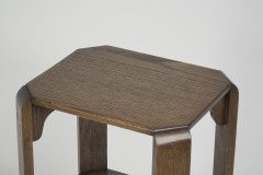 Heals of London, attributed. A Late Arts & Crafts Oak Three-tier Book Table or Wotnot - Thumbnail 8