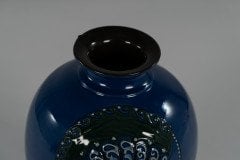 Brannam of Barnstaple. A Rare Blue Vase Decorated with a Squirrel - Thumbnail 8