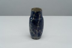 Royal Doulton Signed M. B. For Mary Butter. An Arts & Crafts Flowing Floral Blue Vase - Thumbnail 4