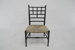 Anglo-Japanese c.1875 Ebonised Side Chair In the style of E. W. Godwin - Thumbnail 2