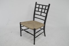 Anglo-Japanese c.1875 Ebonised Side Chair In the style of E. W. Godwin - Thumbnail 3