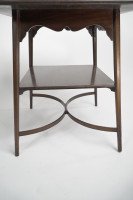 Morris and Co. Designed by George Jack. A superior quality Arts and Crafts two tier walnut side table - Thumbnail 4