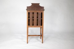 Shapland & Petter, Arts & Crafts Oak bedside cabinet - Thumbnail 9