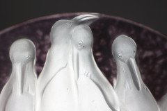 Verreries de Costebelle. Art Deco half-moon frosted opalescent glasswork depicting a colony of penguins - Thumbnail 13