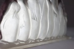 Verreries de Costebelle. Art Deco half-moon frosted opalescent glasswork depicting a colony of penguins - Thumbnail 18