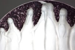 Verreries de Costebelle. Art Deco half-moon frosted opalescent glasswork depicting a colony of penguins - Thumbnail 19