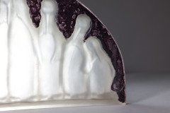 Verreries de Costebelle. Art Deco half-moon frosted opalescent glasswork depicting a colony of penguins - Thumbnail 21
