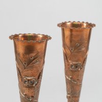 A pair of Arts and Crafts copper vases decorated with wise old owls in pine trees - Thumbnail 8