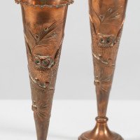 A pair of Arts & Crafts copper vases decorated with wise old owls in pine trees - Thumbnail 10