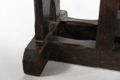 An Arts & Crafts Cotswold Style Oak Gate Leg Drop Leaf Tea or Side Table - Thumbnail 12