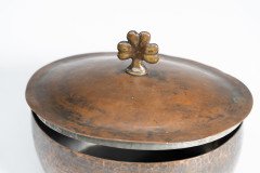 Hugh Wallis. Arts & Crafts Hand Hammered Copper Pot & Lid - Thumbnail 6
