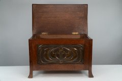 Liberty & Co., a Small Trunk with Copper Panels In the style of C. R. Mackintosh - Thumbnail 2