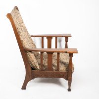 Harris Lebus. A Pair of Arts & Crafts Oak Reclining Armchairs with Large Flat Extended Arms - Thumbnail 9