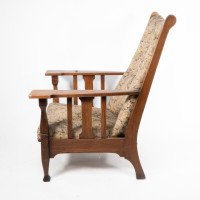 Harris Lebus. A Pair of Arts & Crafts Oak Reclining Armchairs with Large Flat Extended Arms - Thumbnail 10