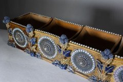 Royal Doulton. Aesthetic Movement six-section salt glaze window sill planter - Thumbnail 3