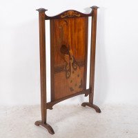 Shapland & Petter. An Arts & Crafts Firescreen with a Beautiful Peacock Inlaid - Thumbnail 2