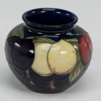 A Sweet Little William Moorcroft Leaf & Berry Vase | Dickinson's Real Deal - Thumbnail 4