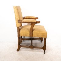 A. W. N. Pugin. A Gothic Revival Oak Armchair by Gillows of Lancaster or Holland & Son - Thumbnail 4