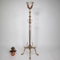 W. A. S. Benson. Arts & Crafts Copper and Brass Telescopic Standard Oil Lamp - Thumbnail 6