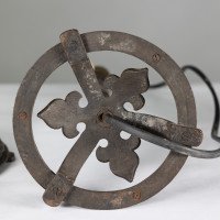 Arts & Crafts Pair of Hand Wrought and Twisted Iron Table Lamps (c.1900) - Thumbnail 14