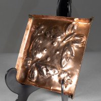 Arts & Crafts Copper Tray with Repousse Butterfly Decoration - Thumbnail 2