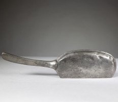 Kayserzinn Germany. Arts & Crafts Pewter Crumb Tray - Thumbnail 9