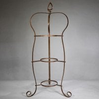 An Arts & Crafts Copper Cake Stand with Three Matching Copper Plates - Thumbnail 7