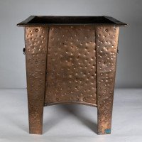 Arts & Crafts Glasgow School Copper Coal Box with Floral Decoration - Thumbnail 5