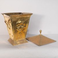 Birmingham Guild of Handicraft. Arts & Crafts Brass Coal Bucket - Thumbnail 9