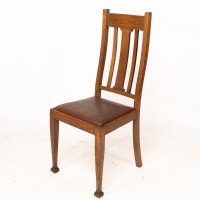A Set of Four Arts & Crafts Oak Dining Chairs with Comfortable Shaped Backs - Thumbnail 4