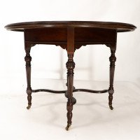 Collinson & Lock, attributed. An Aesthetic Movement Walnut Circular Center Table - Thumbnail 14