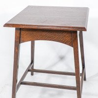 Liberty & Co., attributed. A Good Quality Well Designed Arts & Crafts Oak Side Table - Thumbnail 9
