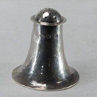 Guild of Handicraft. Arts & Crafts Silver Pepper Pot with a Flaring Base. C1910 - Thumbnail 9