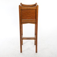 Shapland & Petter. An Arts & Crafts Oak Planter with Copper Heart Shaped Panels - Thumbnail 4