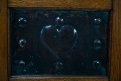 Shapland & Petter. An Arts & Crafts Oak Planter with Copper Heart Shaped Panels - Thumbnail 12