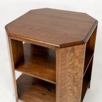 Heal's and Son. An Arts & Crafts Oak bookcase/side tables - Thumbnail 11