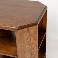 Heal's and Son. An Arts & Crafts Oak bookcase/side tables - Thumbnail 12