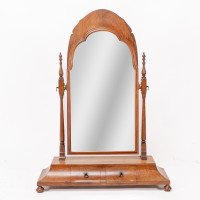 Well-Crafted Walnut Dressing Table Mirror In the style of Sir Robert Lorimer - Thumbnail 2