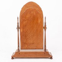 Well-Crafted Walnut Dressing Table Mirror In the style of Sir Robert Lorimer - Thumbnail 19