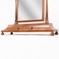 Well-Crafted Walnut Dressing Table Mirror In the style of Sir Robert Lorimer - Thumbnail 11